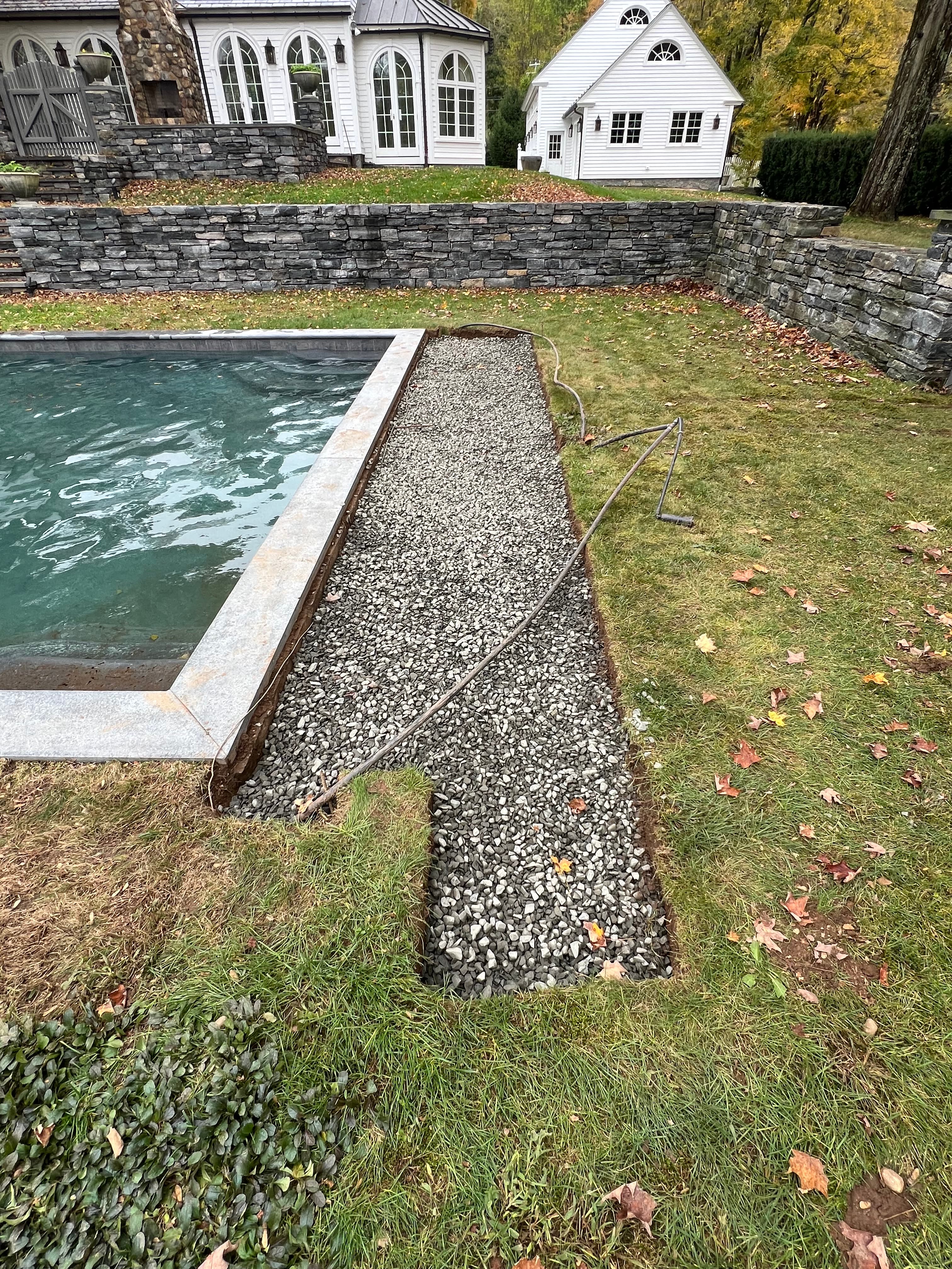 Pools & Poolscapes project photo